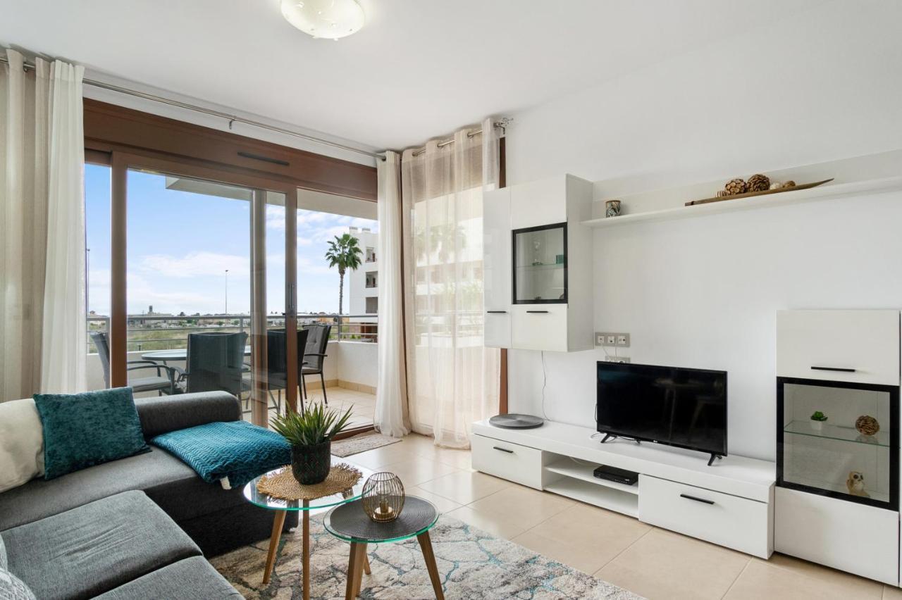 Modern 2 bedroom apartment in Terrazas de Campoamor Dehesa de Campoamor  Buitenkant foto