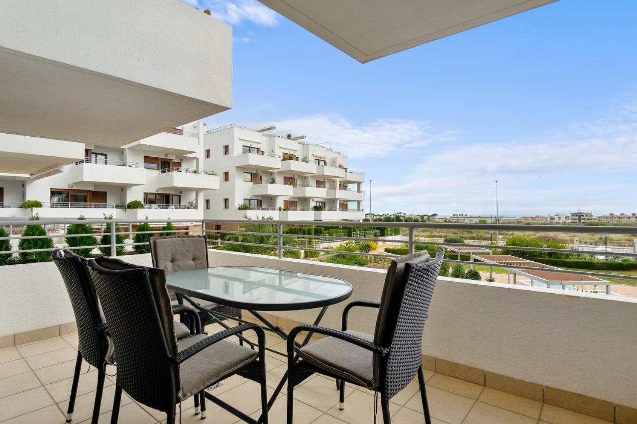 Modern 2 bedroom apartment in Terrazas de Campoamor Dehesa de Campoamor  Buitenkant foto